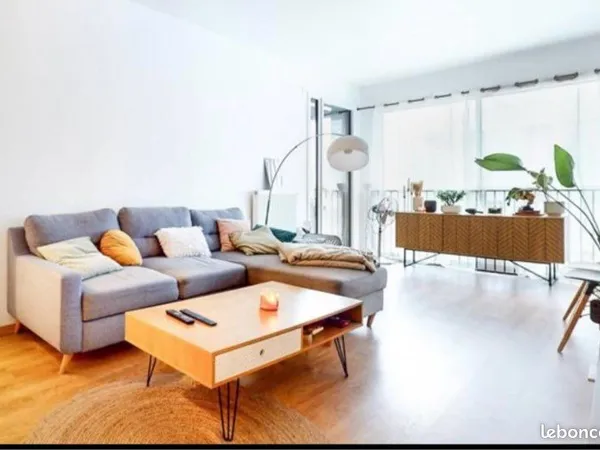 Appartement T3 île de Nantes + garage