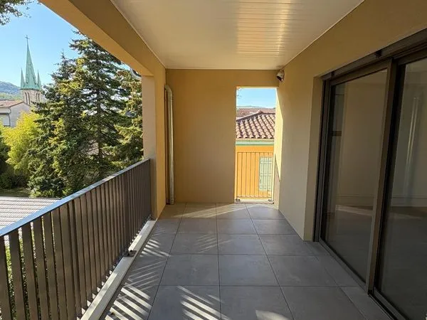 Magnifique t4 + balcon - dernier etage