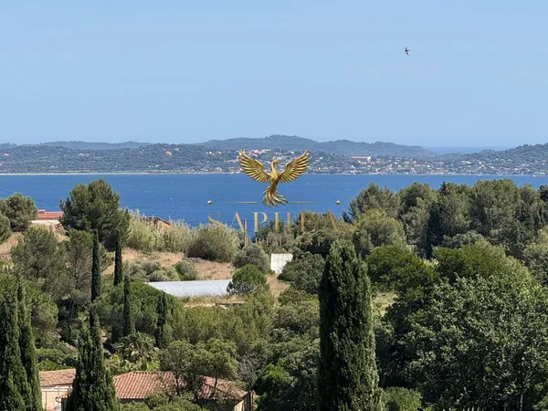 Maison 248 m²