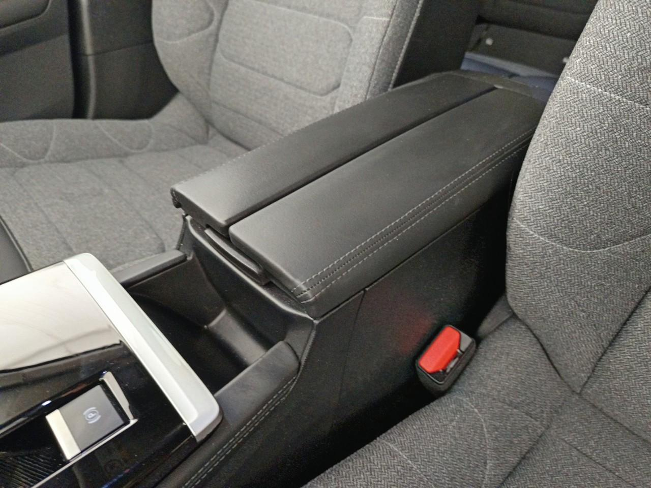 Citroën C5 X hybride rechargeable 225 s&s e-eat8 feel pack — photo 32