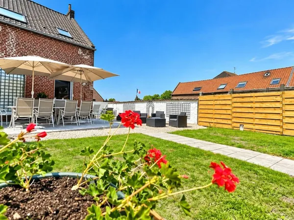 Maison individuelle, entièrement rénovée, semi plain-pied