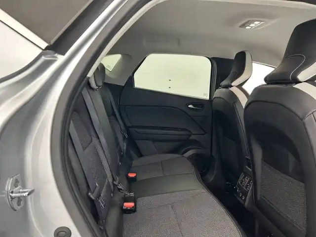 Renault Captur tce 140 edc - 21 — photo 55