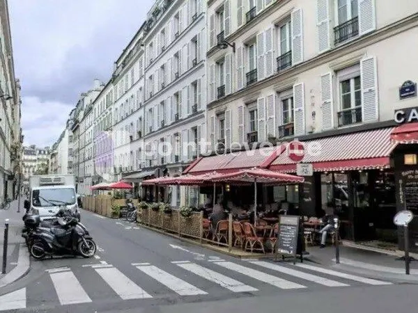 Local commercial 66 m²