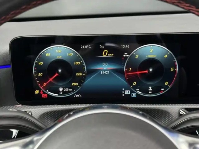 Mercedes Classe A 180 d amg line /177 li — photo 30