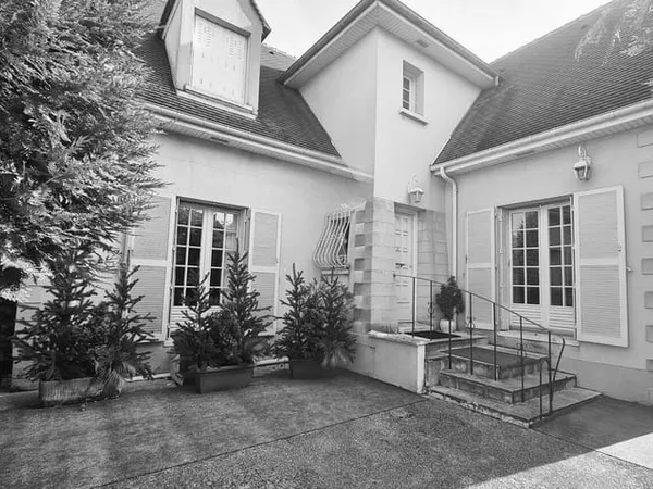 Maison 6 pièces 140 m²