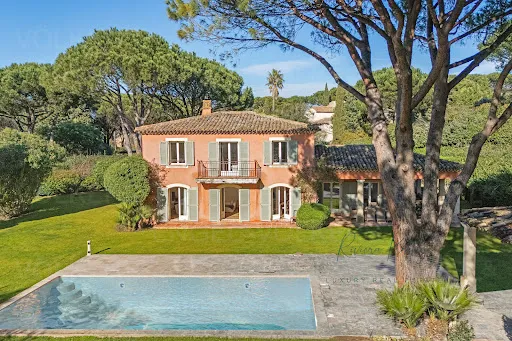 Villa 6 pièces 250 m²
