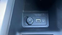 Peugeot 308 1.2 Hybrid 136ch Allure e-DCS6 — photo 30