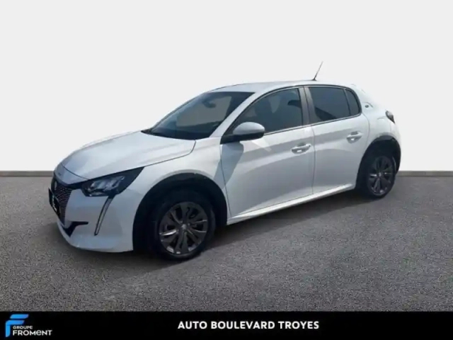 Peugeot 208 e- 136ch style