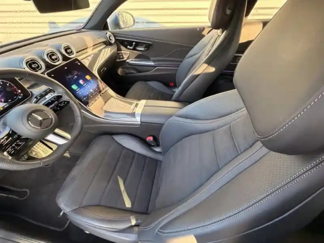 Mercedes Cle coupé 200 amg line — photo 9