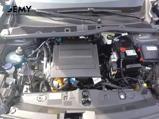 Peugeot 2008 electrique 54 kwh 156 ch — photo 12