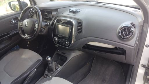 Renault Captur 1.5 dCi 110 - Intens – 2016 – 104892 km – Diesel – Boîte Manuelle — photo 10