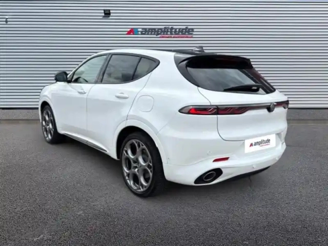 Alfa Romeo Tonale 1.3 phev 280ch tributo italiano at6 e-q4 — photo 7