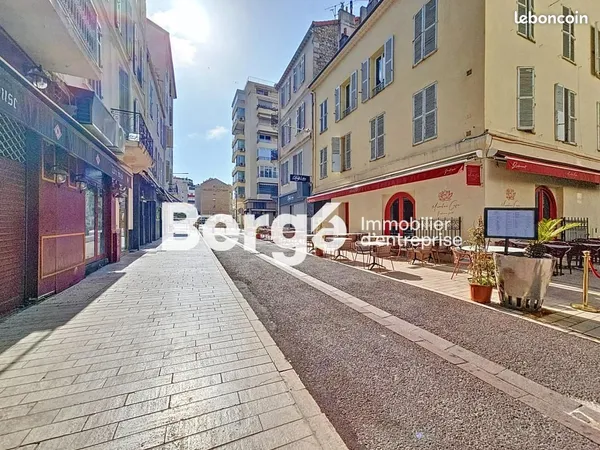 Local commercial 71 m²