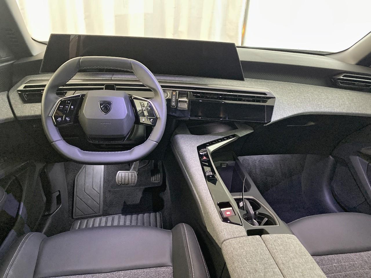 Peugeot 5008 hybrid 145 ch e-dcs6 allure — photo 8