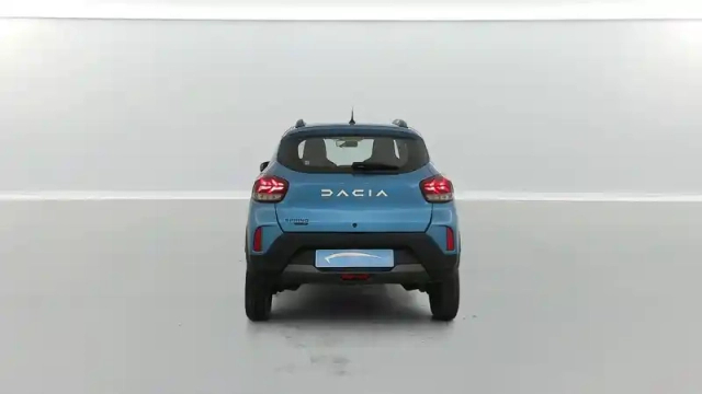 Dacia Spring — photo 13