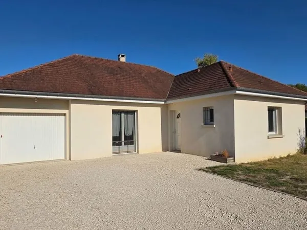 Pavillon T5 de plain pied, axe Troyes - Bar sur Seine