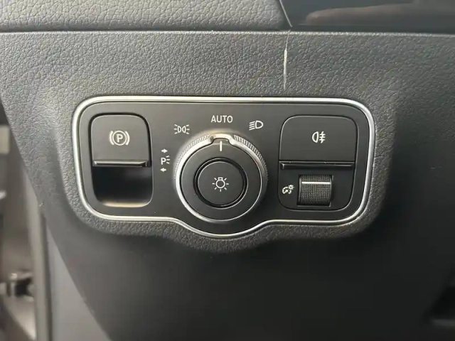 Mercedes Gla 200 d 8g-dct — photo 12