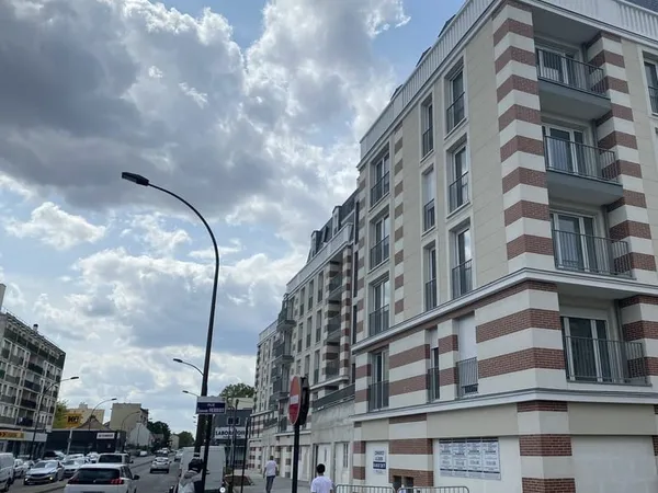 2 pièces de 44m²