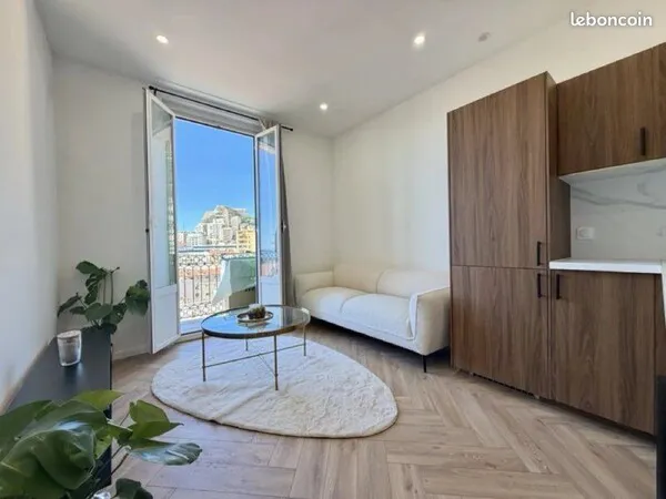 2 pièces limitrophe Monaco - RÉNOVÉ - coup de coeur