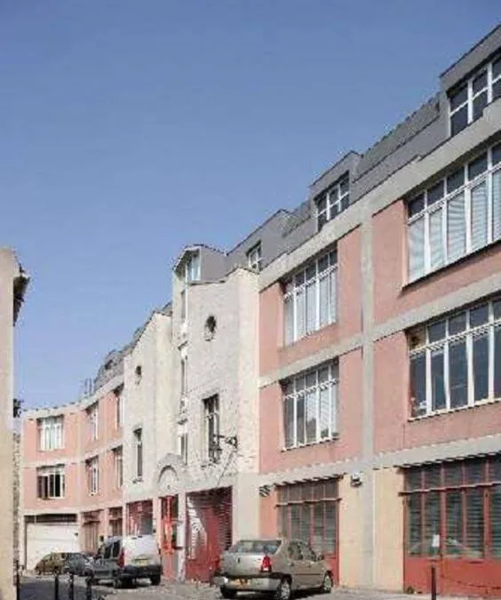Photo 3