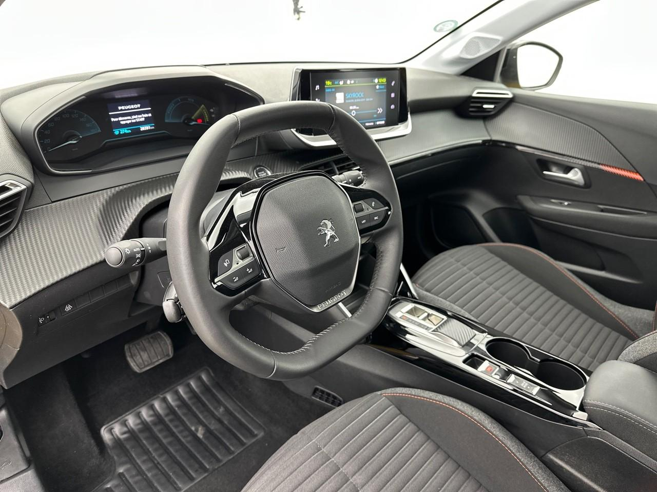 Peugeot 208 electrique 50 kwh 136ch like — photo 8