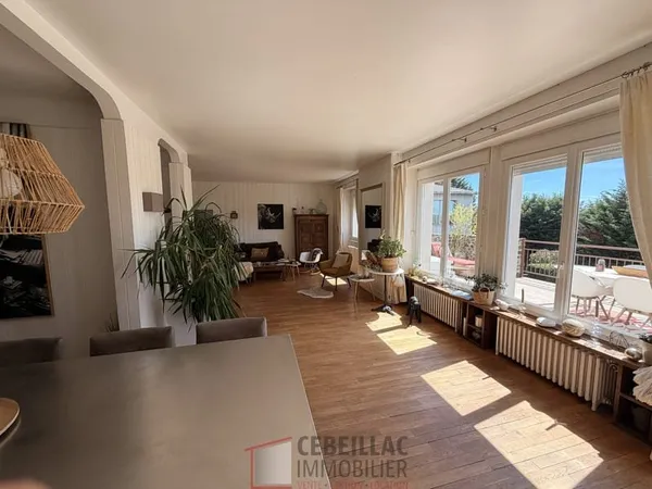 Maison d'exception 320 m2 Vue panoramique & plein sud