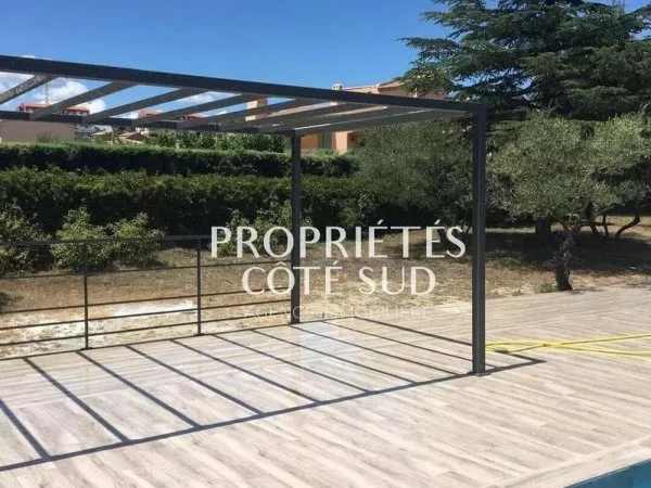 Terrain constructible 1144 m²