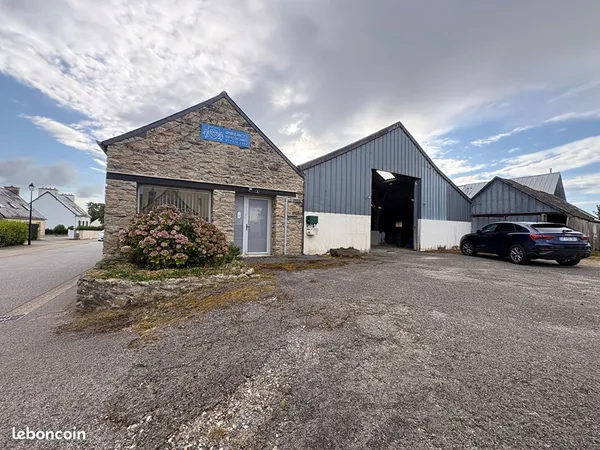 Local 500 m² IRVILLAC