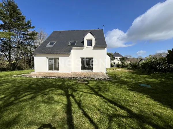 Maison à vendre Plaudren / Locqueltas, 143 m², 4 chambres avec un terrain de 794 m²
