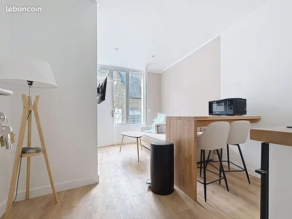Studio 1 pièce 16 m²