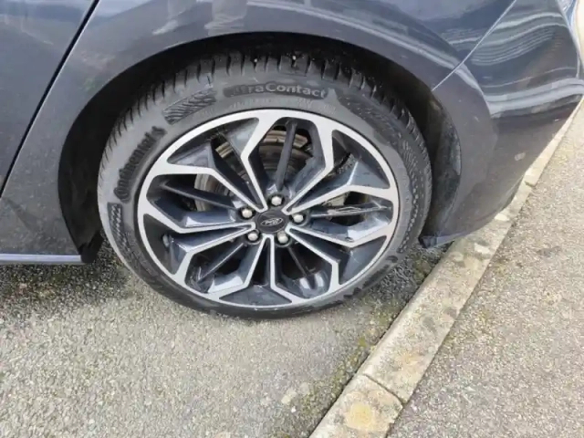 Ford Focus 1.0 ecoboost 125ch st-line — photo 28