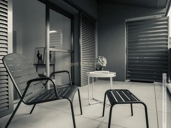 3 pièces, dernier étage, Sud, terrasse, parkings