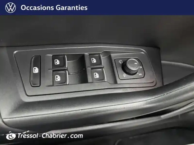 Volkswagen T-Roc 1.5 tsi evo2 150 start/stop bvm6 r-line — photo 20