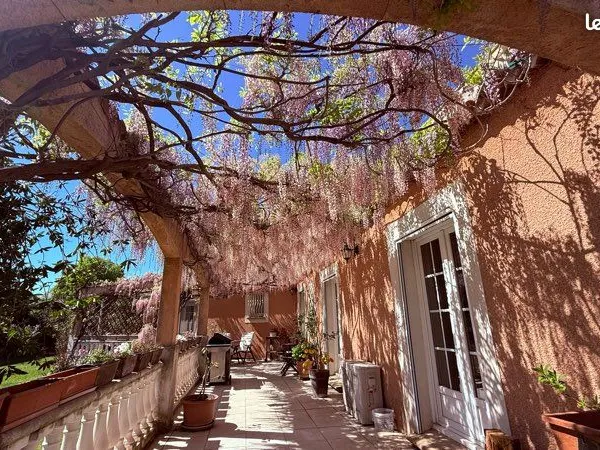 Maison individuelle, Villa, Maison de plain-pied