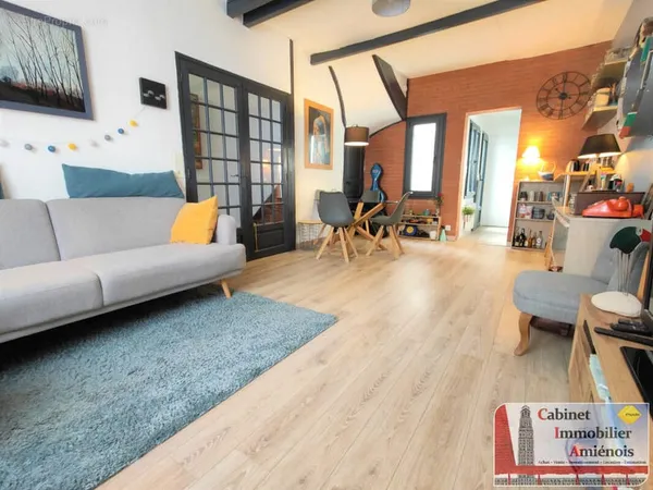 Amiens, proche Gare : Amiénoise 80m2 avec 2 chambres et cour