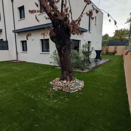 Maison neuve piscinable au calme