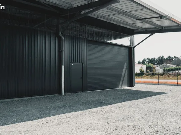 Local d'activités / Artisanale et Entrepôt à partir de 300m2