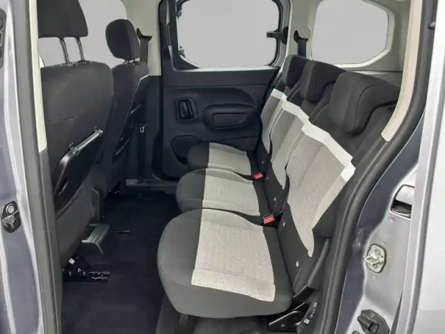 Citroën Berlingo e- taille m 136 ch 100 kwh automatique — photo 32