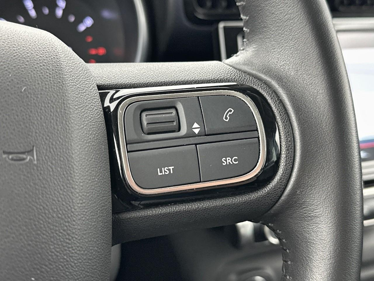 Citroën C3 Aircross puretech 130 s&s eat6 rip curl — photo 19