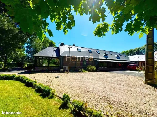 Propriété 7 pièces 350 m²