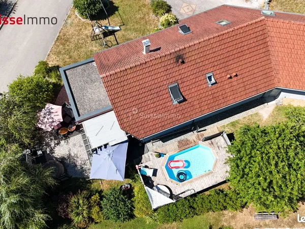 Maison 8 pièces 178 m²