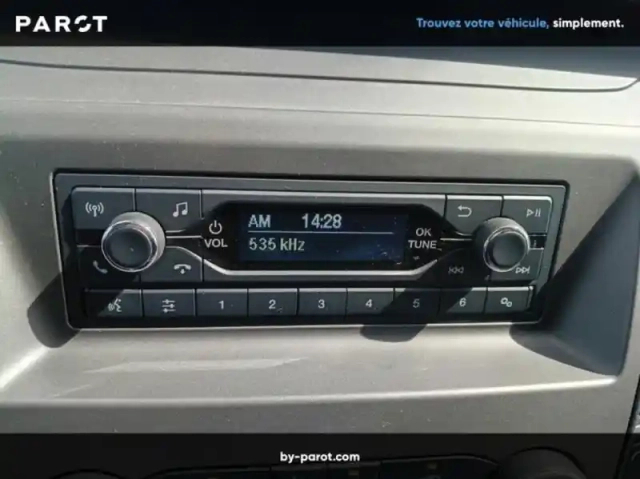 Ford Transit fourgon fg t310 l2h2 2.0 ecoblue 130ch trend — photo 4