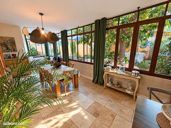 Maison 5 pièces 146 m²