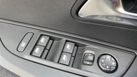 Peugeot 2008 1.2 Hybrid 145ch Style e-DCS6 — photo 16