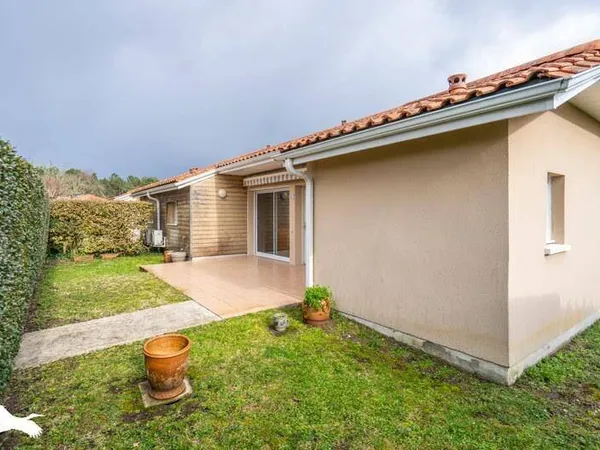 Maison de plain-pied 3 pièces 74 m²