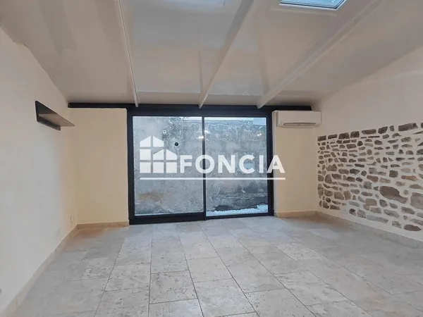 Maison Location Sarrians 5p 86m² 950€