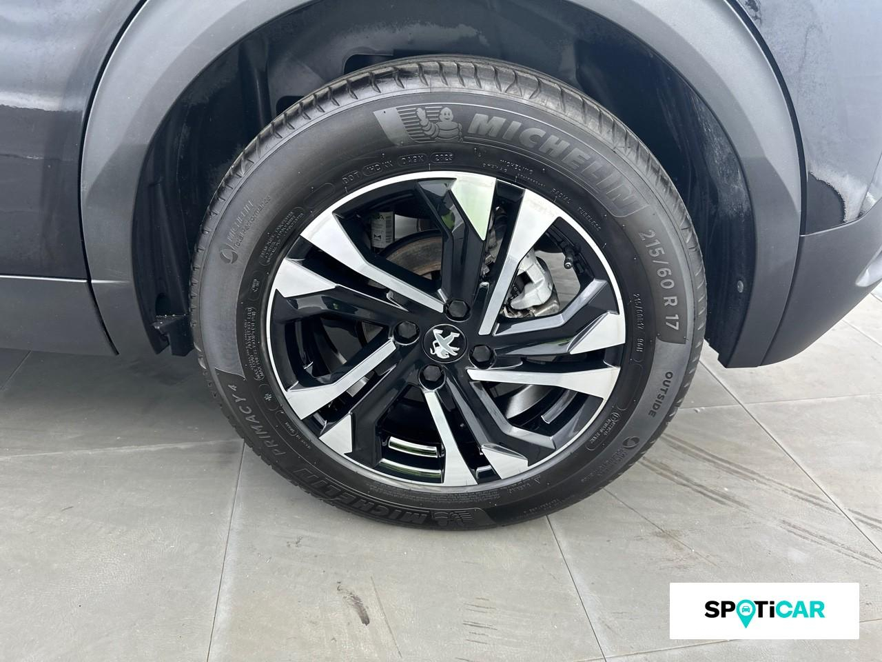 Peugeot 2008 1.2 puretech 130ch s&s allure pack eat8 — photo 11