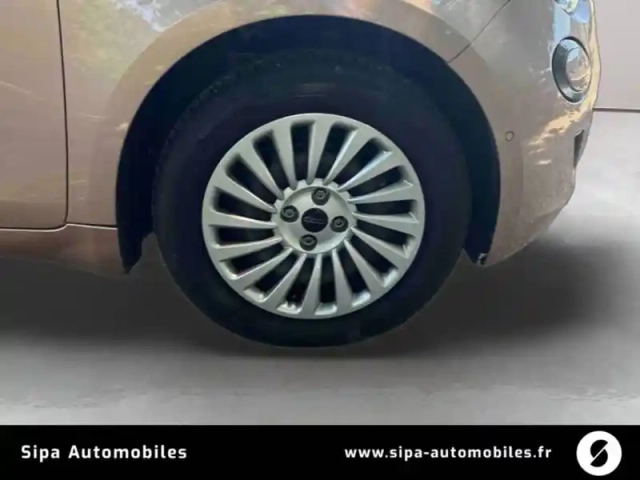 Fiat 500 e 118 ch — photo 9