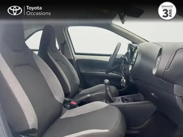 Toyota Aygo X 1.0 vvt-i 72ch active business my23 — photo 6