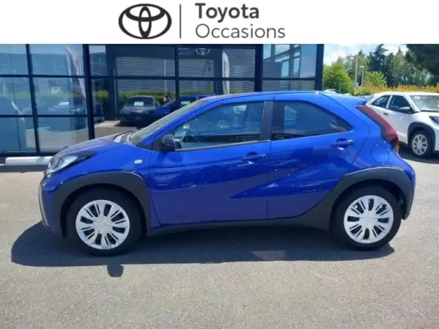 Toyota Aygo X 1.0 vvt-i 72ch dynamic s-cvt my23 — photo 3